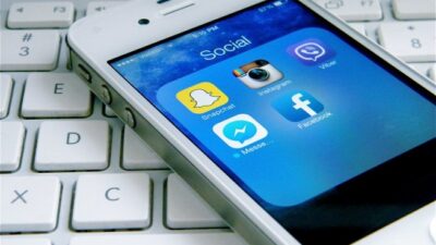 Wajah Buruk Demokrasi