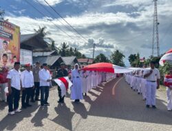 Bupati Pohuwato Lepas Kirab Bendera Merah Putih Sepanjang 80 Meter di Randangan